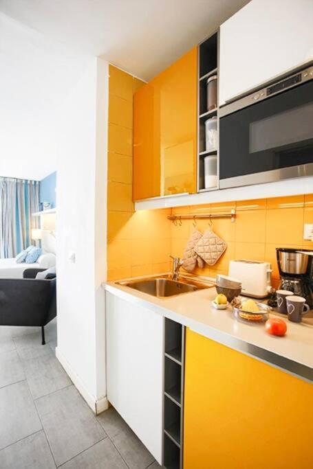 Roberta Apartment Playa De Las Americas エクステリア 写真